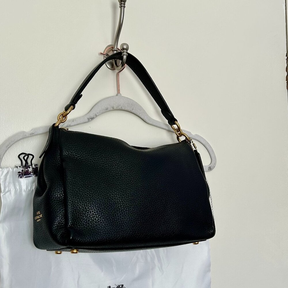 Coach Outlet Shay Crossbody in Black Pebbled Leather - Picture 5 of 14